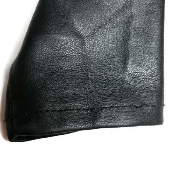 Free People Faux Leather Black Button/Zip Legging Size 25 - Picture 10 of 13